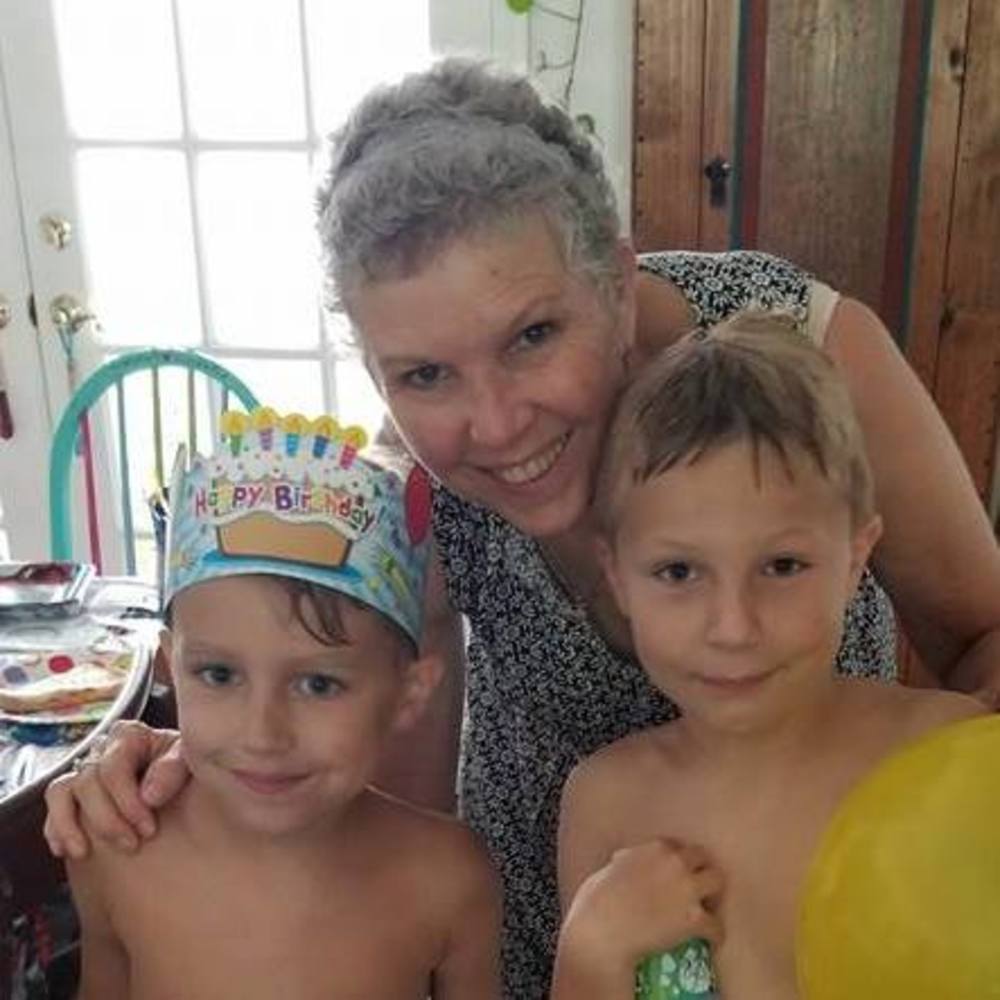 Meet your Posher, Christine